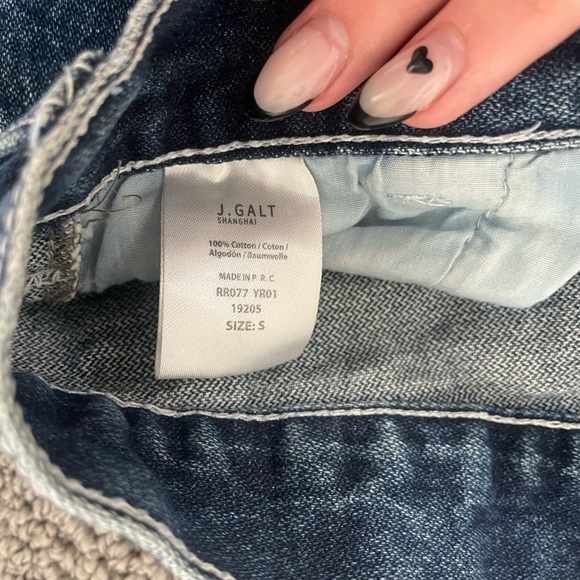 brandy melville high waisted baggy jeans - Picture 3 of 3